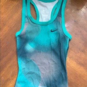 Nike tank